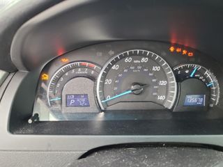 2014 Toyota Camry XLE - Interior Instrument Cluster / Odometer Image